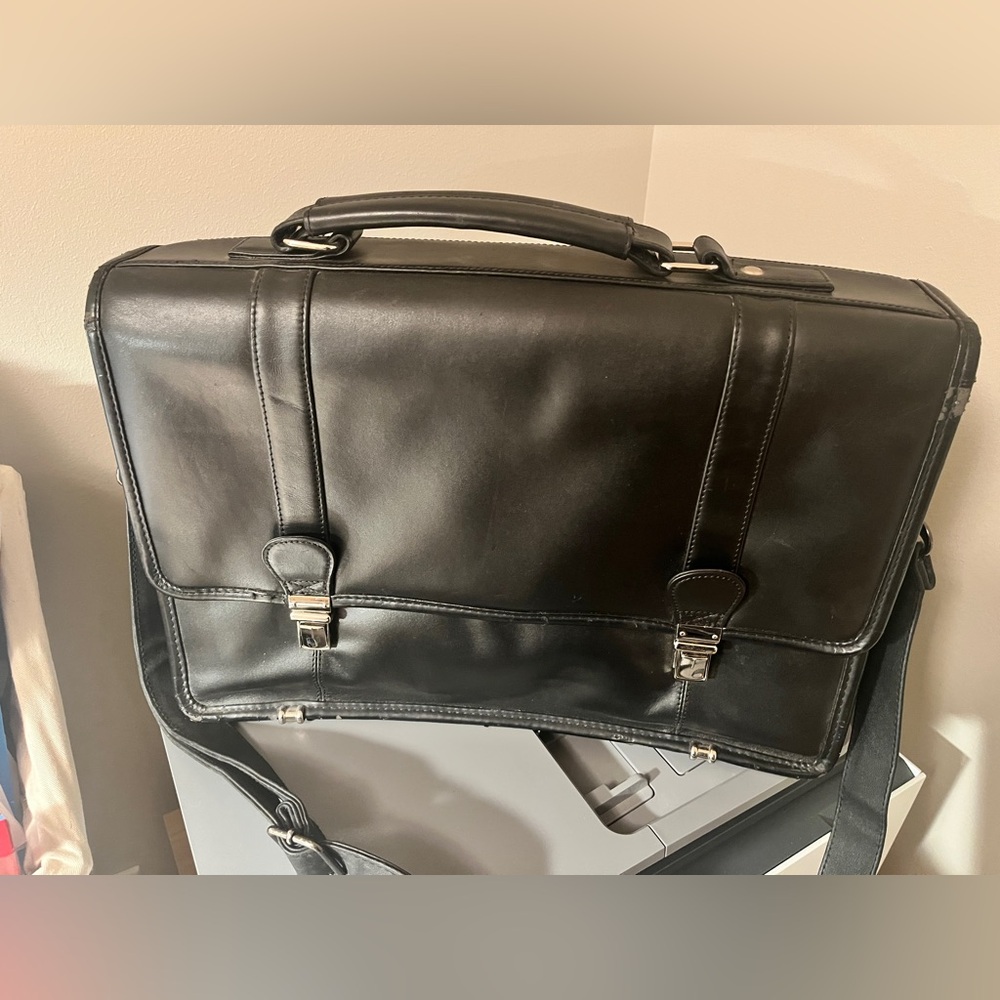 Wilson Black Leather Men's Briefcase/Laptop case
